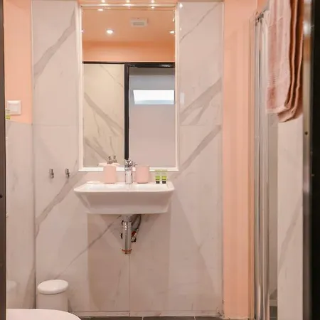 Apartmán Rose One Bedroom Designer In Centre By Flat Mаnager *